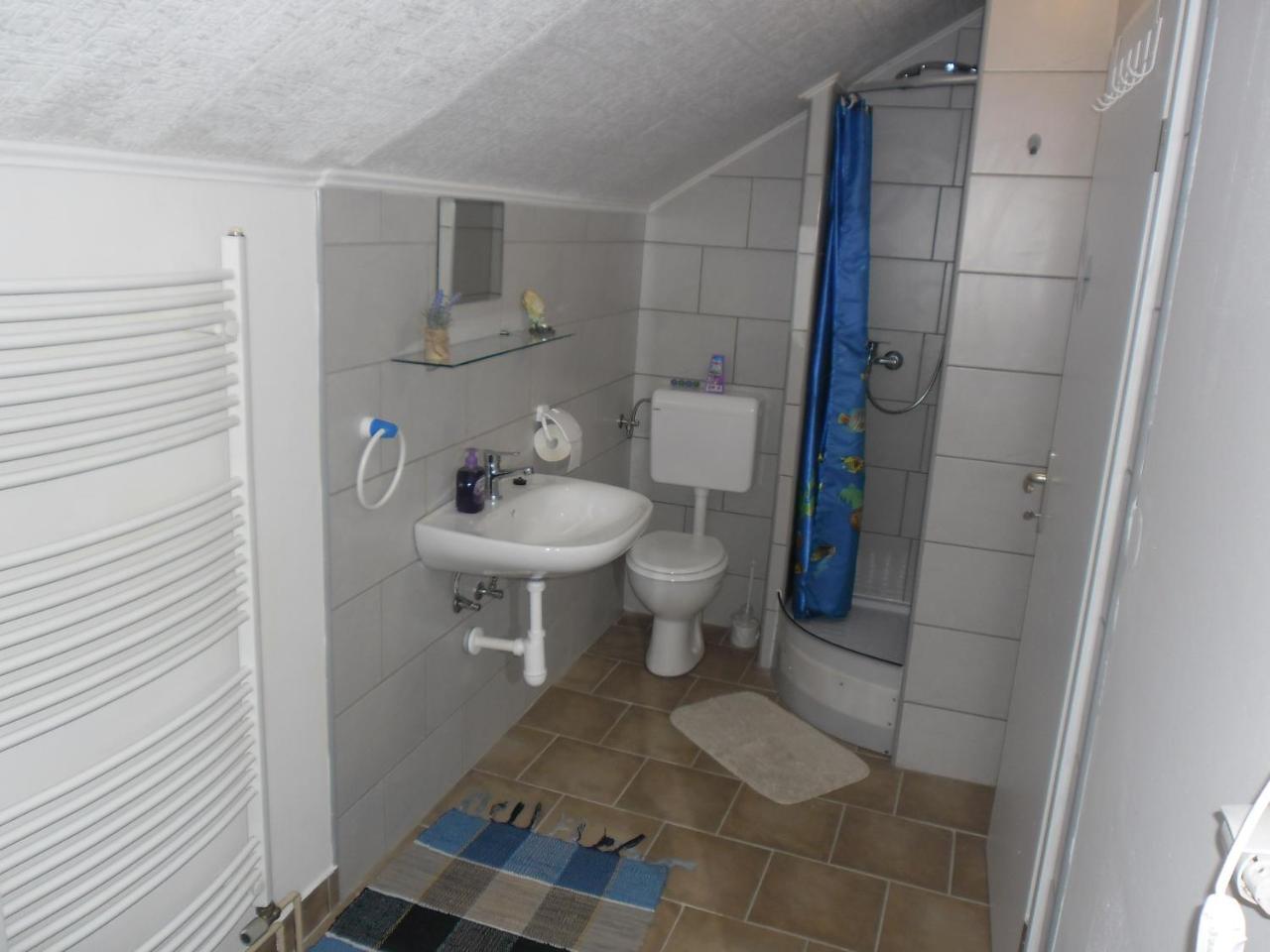 Rooms Mila Rezovac Exteriör bild